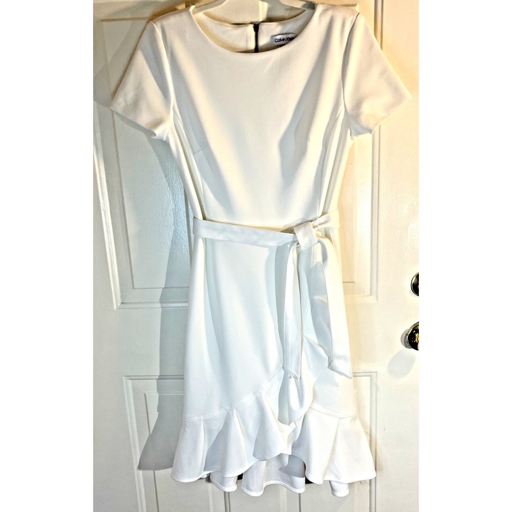 Calvin Klein Winter White Crossover Ruffle Tulip Hem Crepe Dress Lined Women's 6